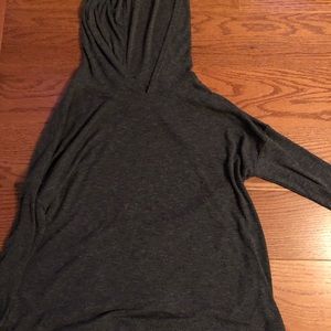 gray pulloverFOREVER 21